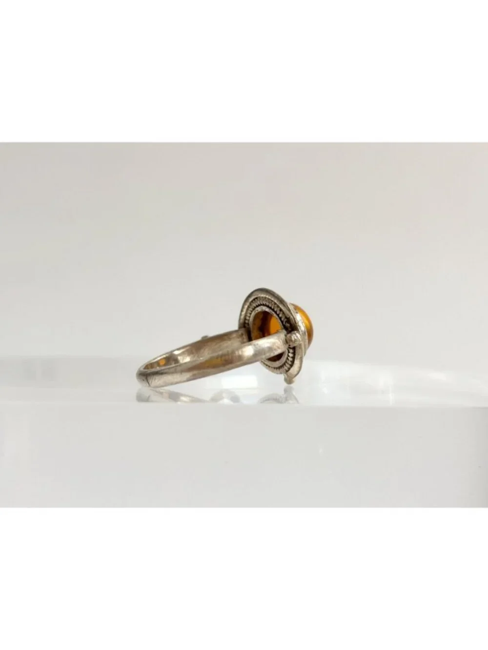 Balinese Inspired Butterscotch Amber Sterling Silver 925 Vintage Ring - sz 7